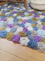 Tapis au crochet vintage pastel fait main 