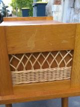 Petit chevet en rotin vintage