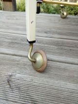 Range vinyles à roulettes