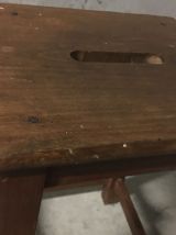 Tabouret ancien en bois