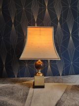 lampe à poser vintage, pied bois et laiton, abat-jour tissu