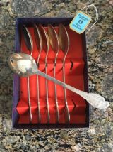 couverts à dessert en métal argenté