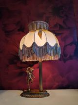 lampe angelot avec abat-jour à franges d'époque