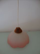 Suspension années 70 en opaline couleur pêche