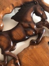 Sculpture murale cheval en bois
