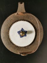 Manabé en fonte et porcelaine Japonaise époque Meïji 