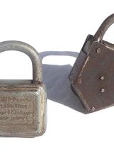 lot  de  2 cadenas  anciens
