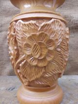 Vase en bois d'olivier sculpté à la main 