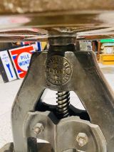 Presse industrielle Table basse