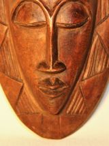 Adorable masque passeport  africain. 