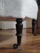 Fauteuil bergère laine bouclée