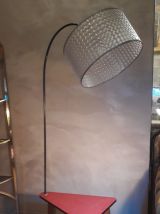 lampadaire tripode a tablette formica  1960  pied chene  tre