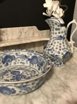 Ensemble toilette , Broc et cuvette