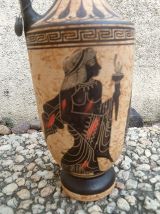 vase grec numeroté , reproduction fait  main