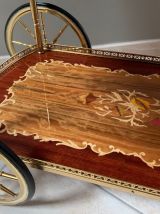 Desserte roulante vintage en marqueterie et laiton 70'S
