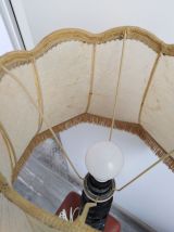 Lampe en bois exotique sculpté 