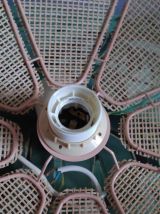 suspension fleur de lotus cannée sur armature en métal