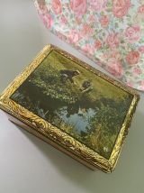 Boîte en fer métal 