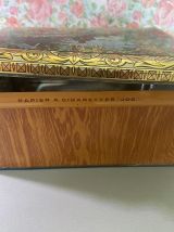 Boîte en fer métal 