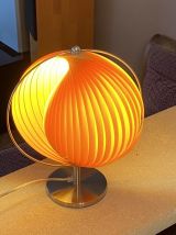 Lampe MOON de Verner PANTON. Réédition par KARE. 1980.