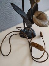 lampe fleurs d'arum en laiton noir et bronze