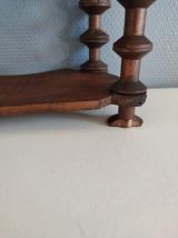 étagère bobines en bois teinté