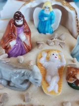 Crèche dans véritable coquille de St Jacques NEUVE