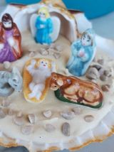 Crèche dans véritable coquille de St Jacques NEUVE