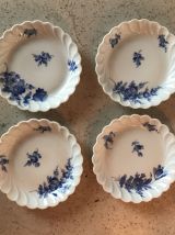 Série de 4 tasses en porcelaine de Limoges 