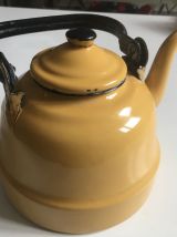 Bouilloire en tôle émaillée années 50