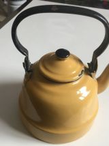 Bouilloire en tôle émaillée années 50