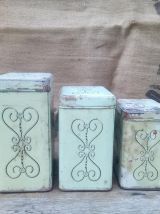 Rare 3 boites en tôle "Belles coiffes régionales" 