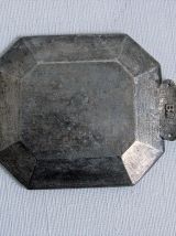 Vide poche vintage en métal. 