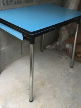 Table en formica bleu années 60