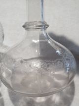Carafe et verres en cristal gravé