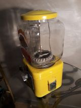  Distributeur bonbon gumball,1940/50. ,tres beau  8kl, h38x1