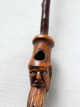 Pipe en bois du 19e figurant une tête d'homme 