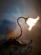 jolie petite lampe de bureau art nouveau bronze et laiton  b