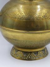 Théiére arabe en cuivre