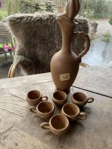 Vintage pichet et tasses à liqueur vieux grès 