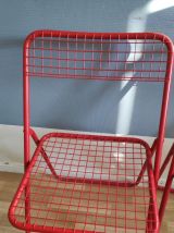 chaises rouges pliantes en métal vintage