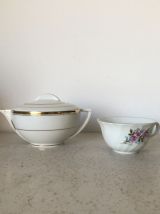 Petite théière en porcelaine de Limoges