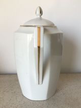 Théière en porcelaine de Limoges 