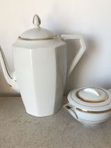 Théière en porcelaine de Limoges 