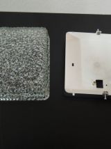 Grand plafonnier en verre Holophane