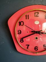 Horloge vintage, pendule murale "Jura Rouge"