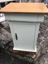 Meuble bois de chevet ou d’appoint