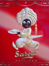 Boite en tôle de la marque allemande de chocolat "Sarotti"