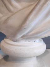 buste de jeune garçon en plâtre