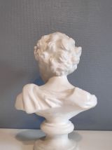 buste de jeune garçon en plâtre